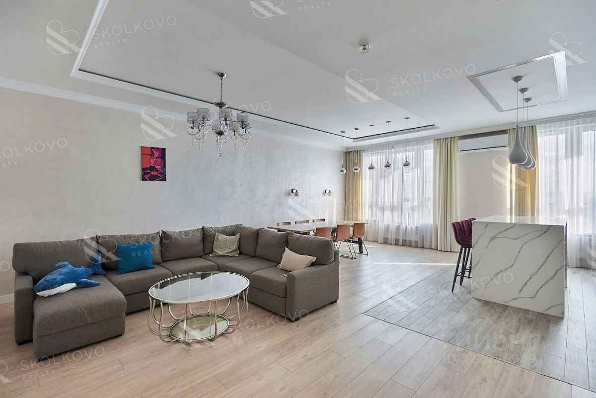 3-комнатная квартира, 140 м²