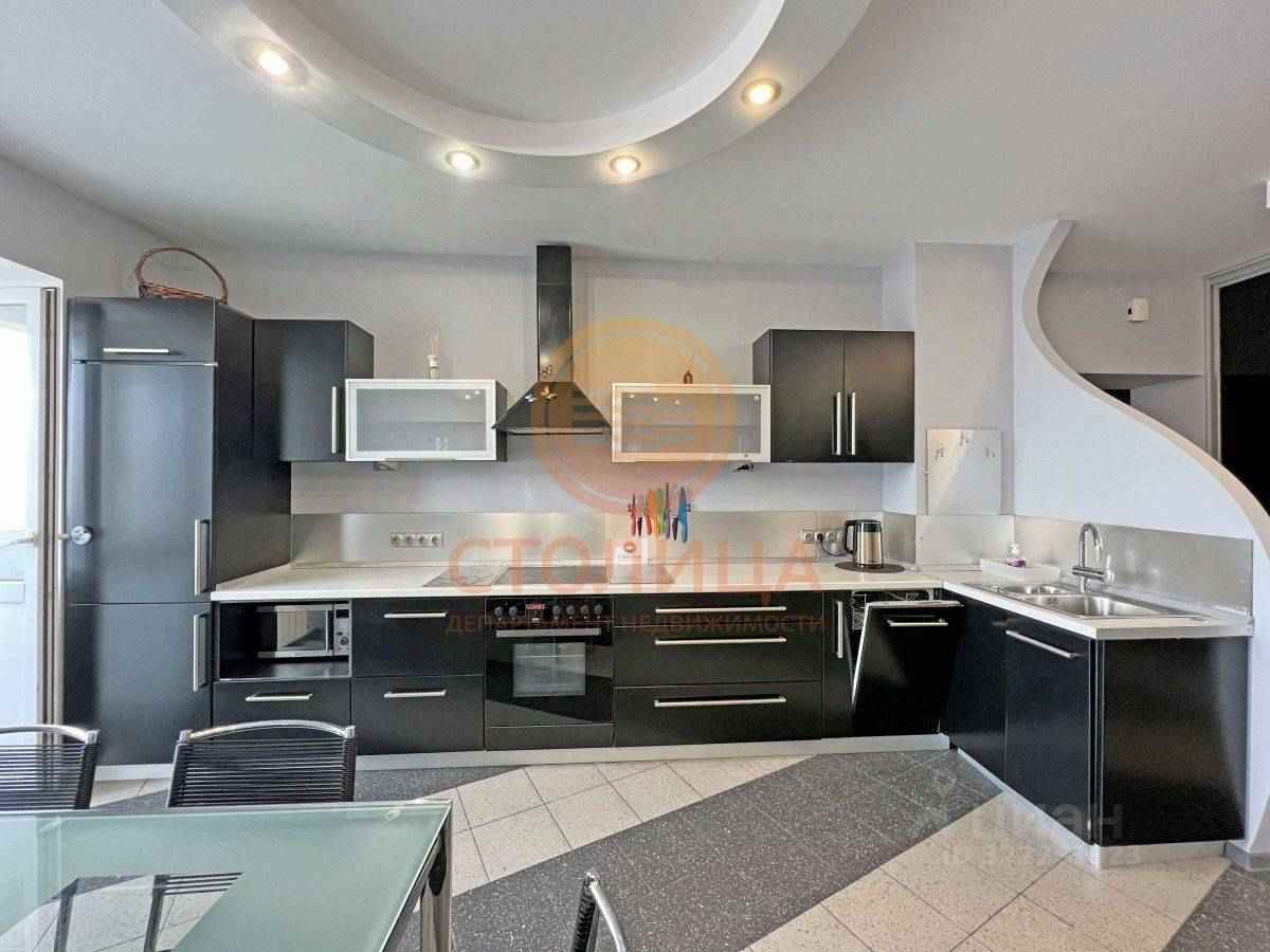 3-комнатная квартира, 97 м² — фотография 2