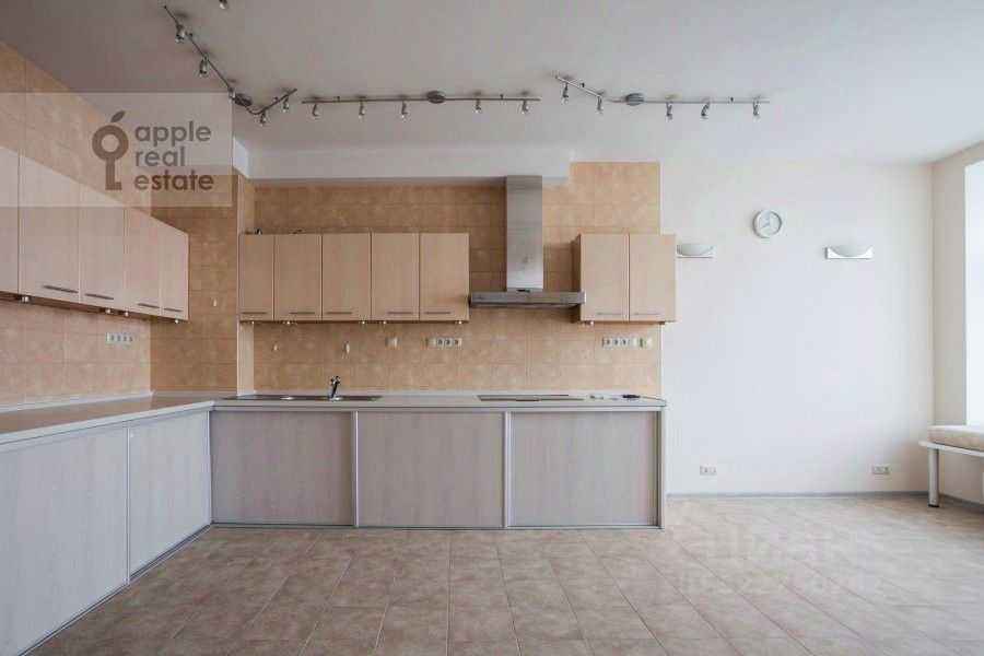 4-комнатная квартира, 200 м² — фотография 3