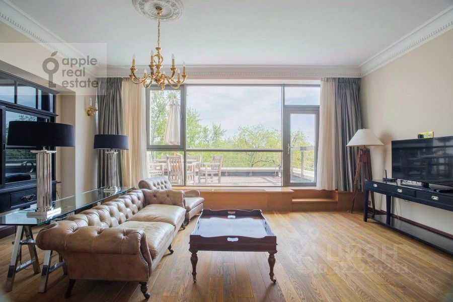 4-комнатная квартира, 150 м²