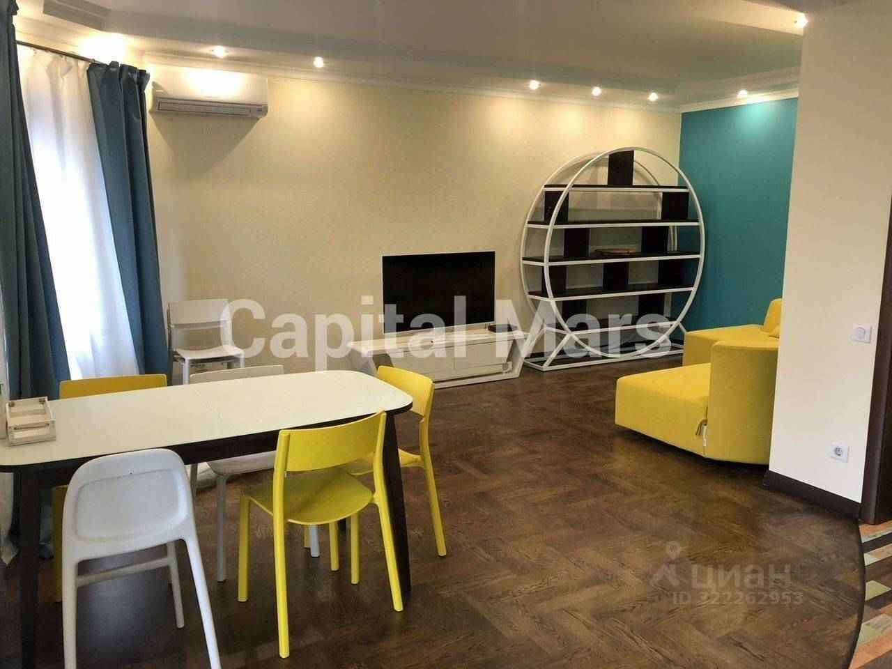 4-комнатная квартира, 90 м²