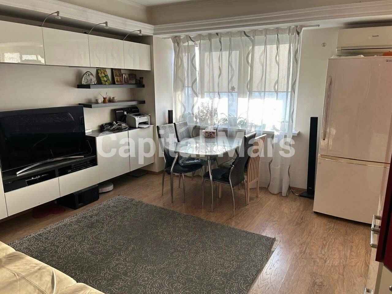 4-комнатная квартира, 72 м² — фотография 2