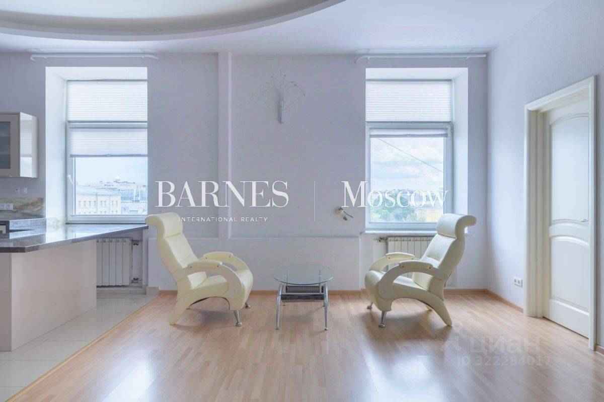 5-комнатная квартира, 270 м² — фотография 2