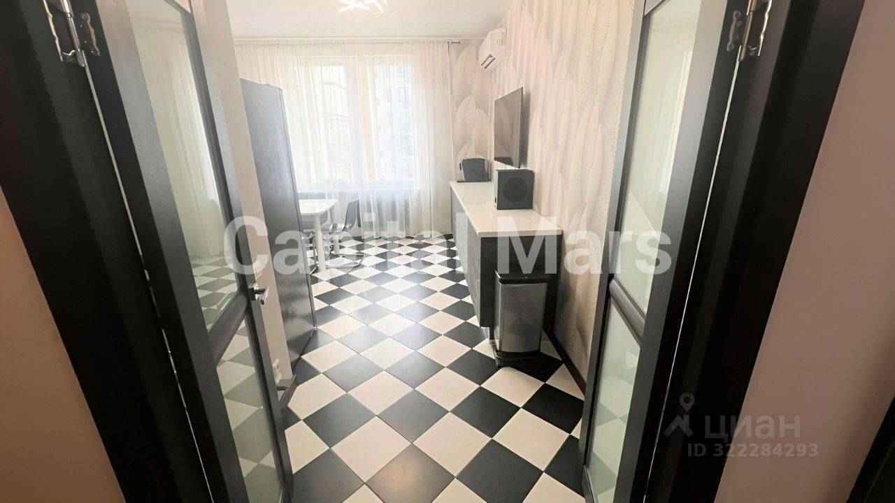 4-комнатная квартира, 112 м² — фотография 3
