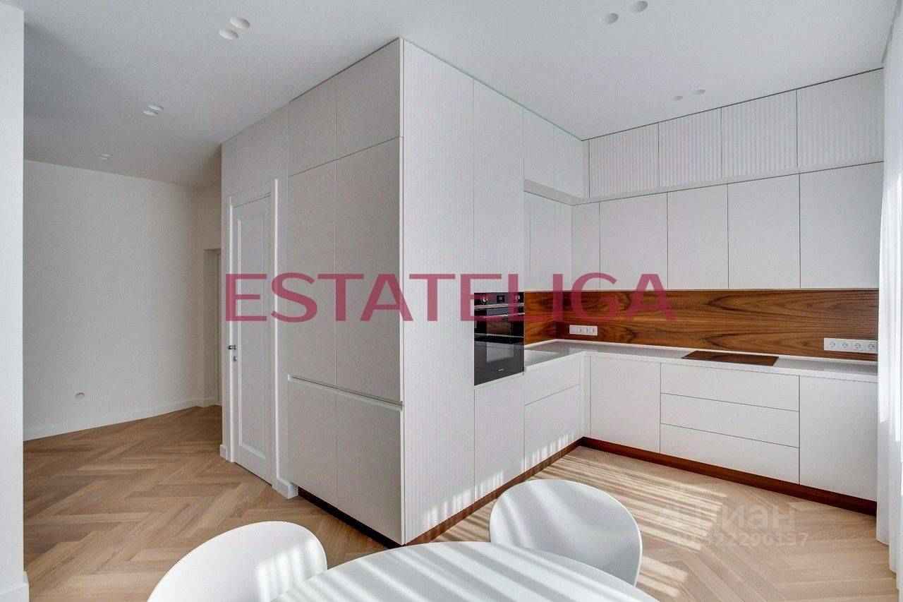 3-комнатная квартира, 130 м² — фотография 3