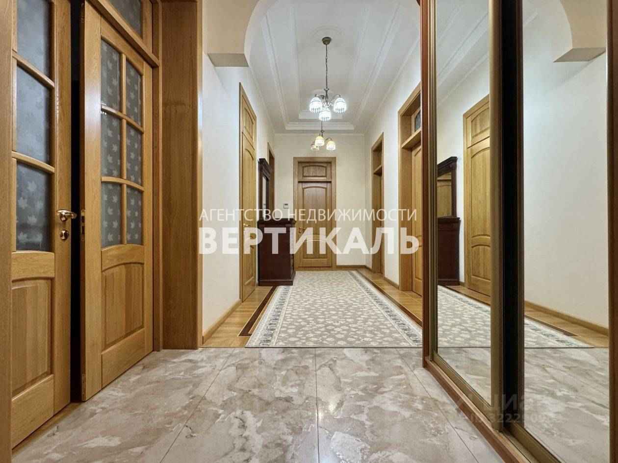 3-комнатная квартира, 150 м²