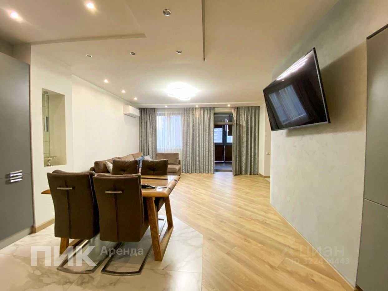2-комнатная квартира, 84,7 м² — фотография 2