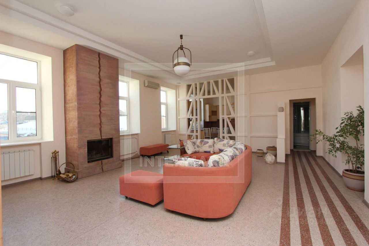 5-комнатная квартира, 186 м² — фотография 2
