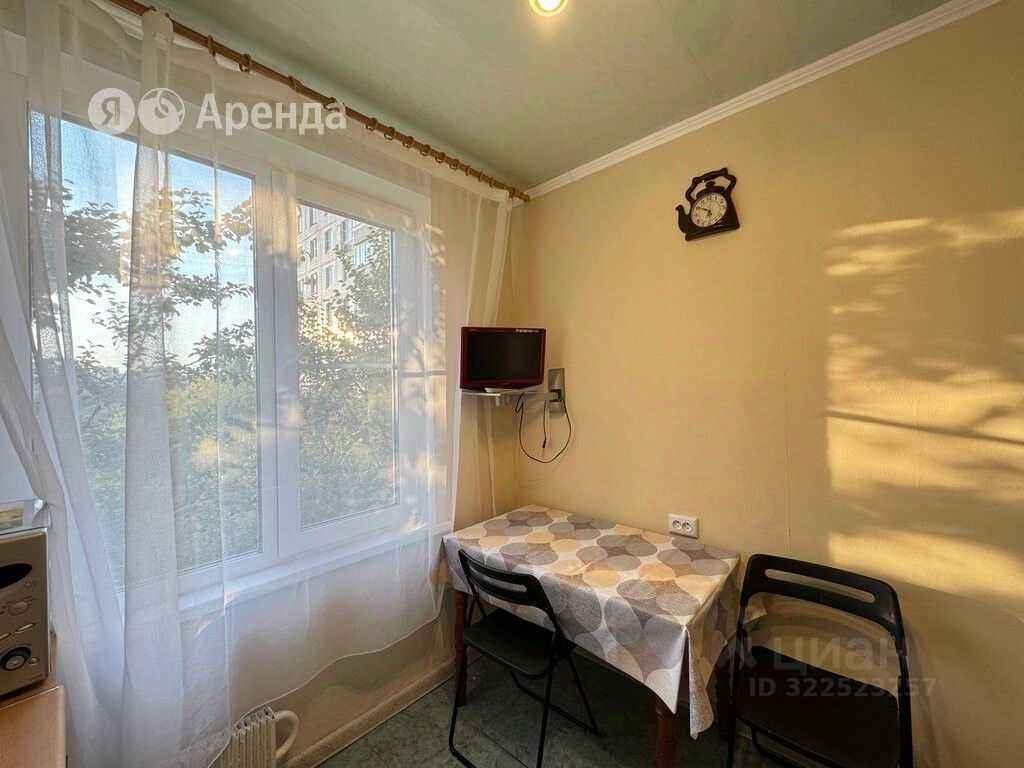 4-комнатная квартира, 64 м² — фотография 2