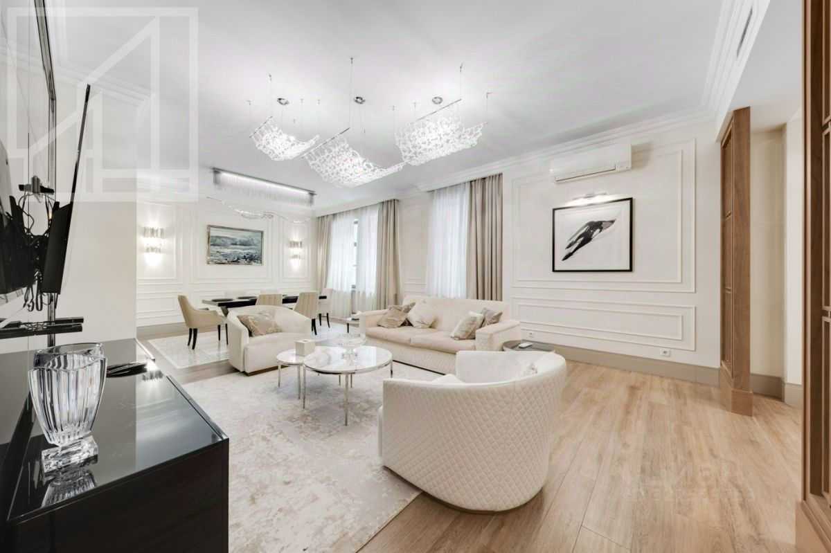 4-комнатная квартира, 180 м² — фотография 2