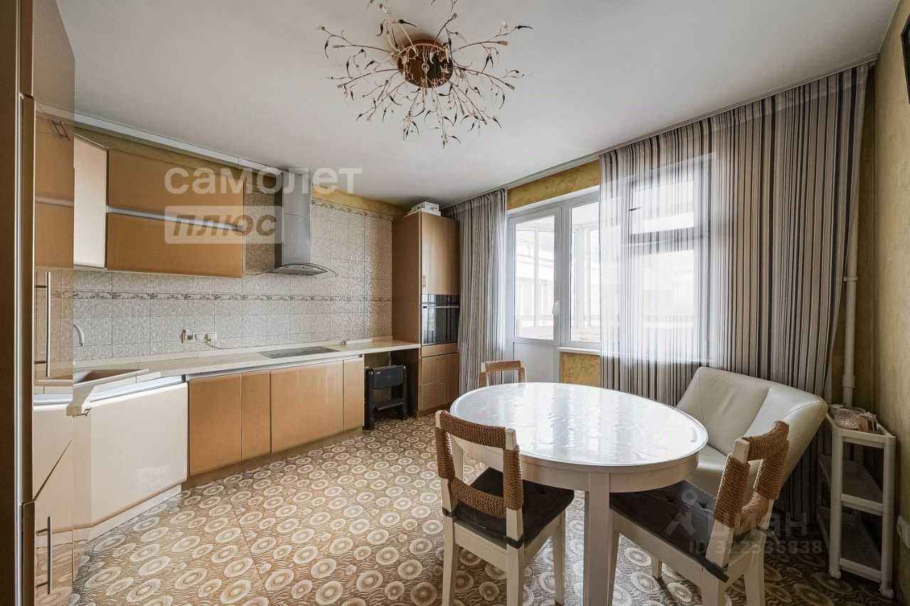 3-комнатная квартира, 90 м²