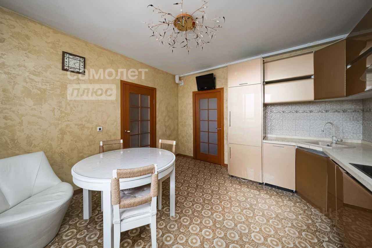 3-комнатная квартира, 90 м² — фотография 2