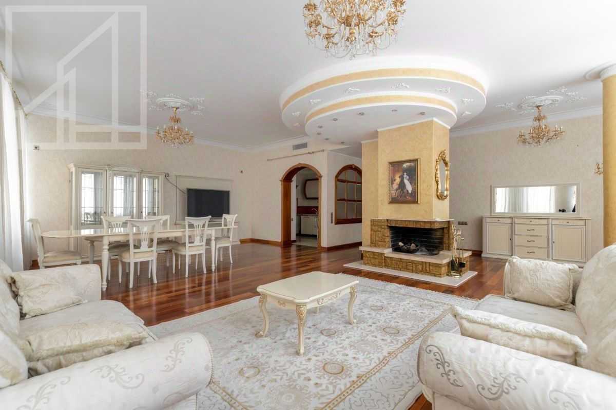 4-комнатная квартира, 188 м²