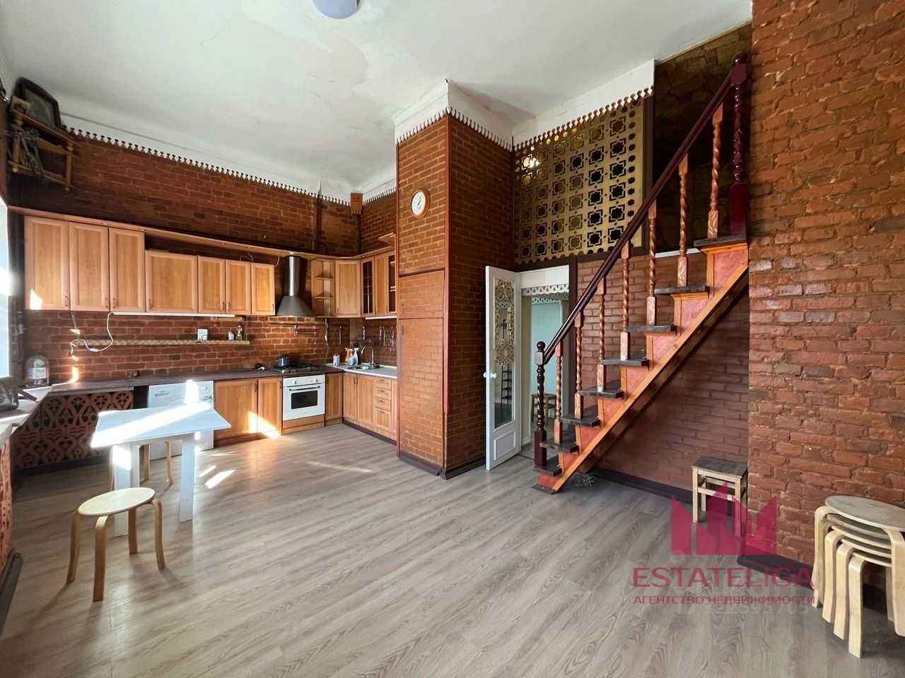 4-комнатная квартира, 130 м²