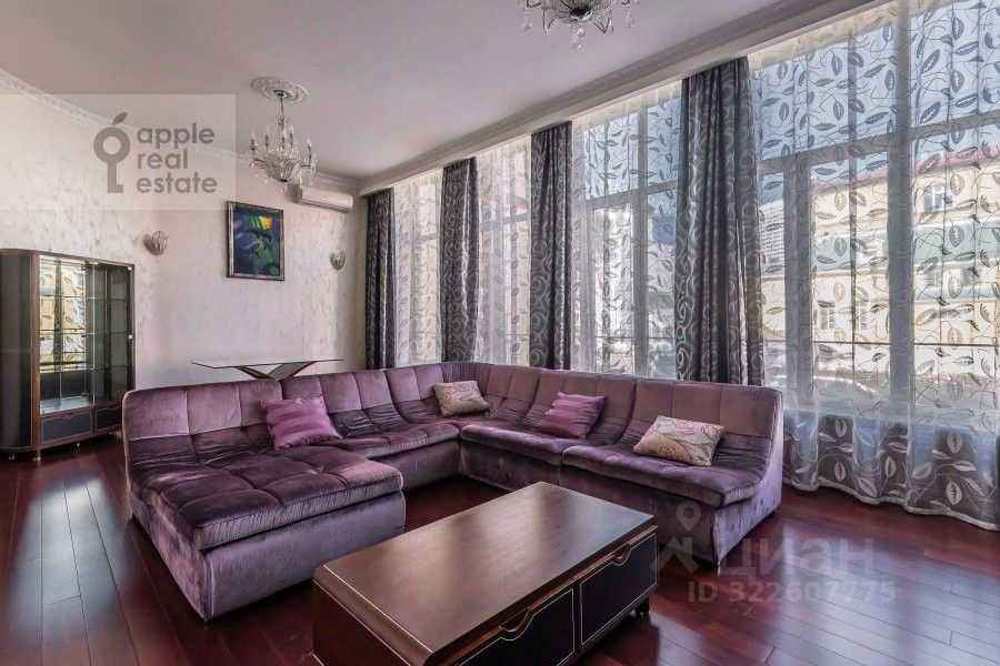 4-комнатная квартира, 180 м²