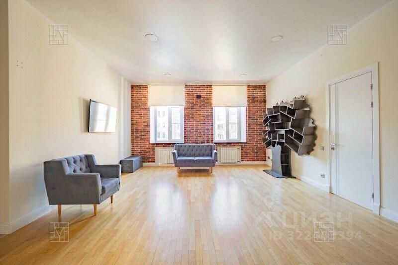 4-комнатная квартира, 120 м²