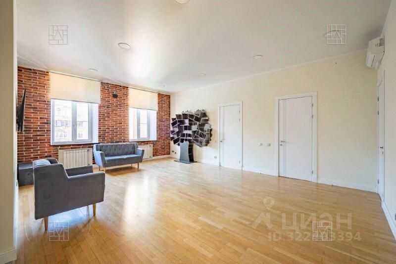 4-комнатная квартира, 120 м² — фотография 3