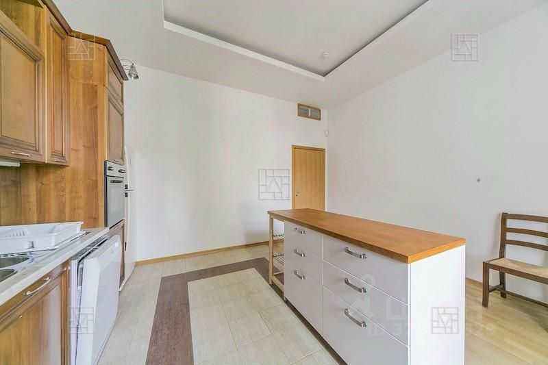 5-комнатная квартира, 220 м² — фотография 3