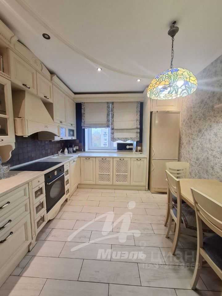 4-комнатная квартира, 125 м² — фотография 3
