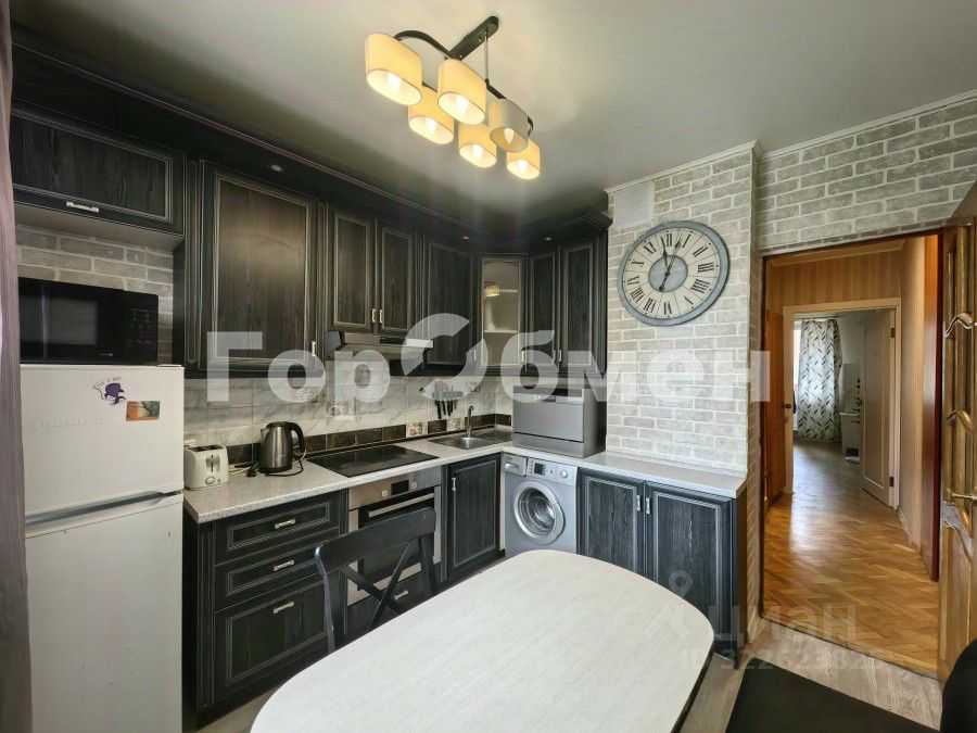 2-комнатная квартира, 57 м² — фотография 2