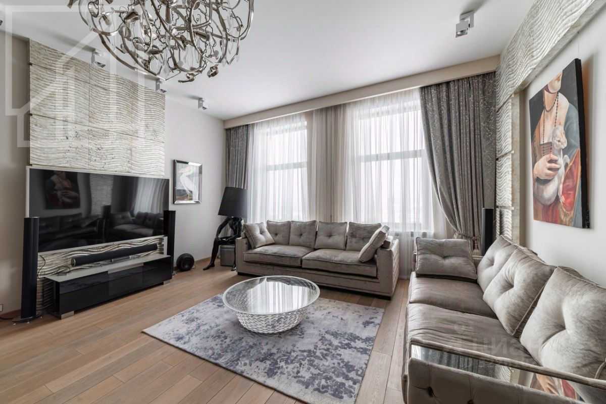 3-комнатная квартира, 180 м² — фотография 3