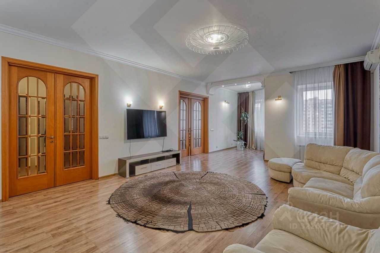 4-комнатная квартира, 160 м² — фотография 2