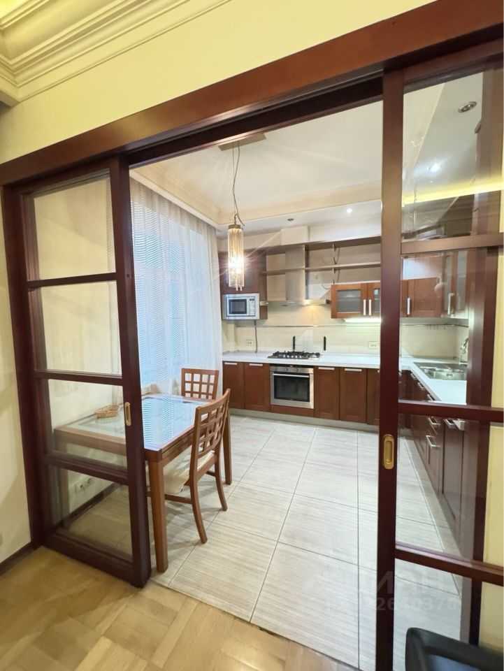 2-комнатная квартира, 75 м² — фотография 2