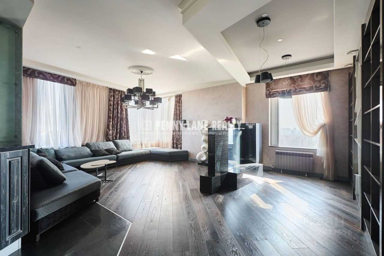 4-комнатная квартира, 210,8 м² — фотография 3