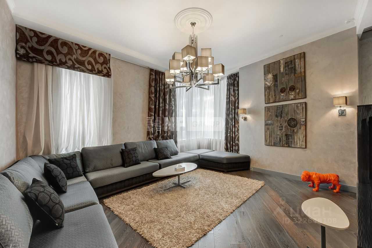 4-комнатная квартира, 210,8 м²