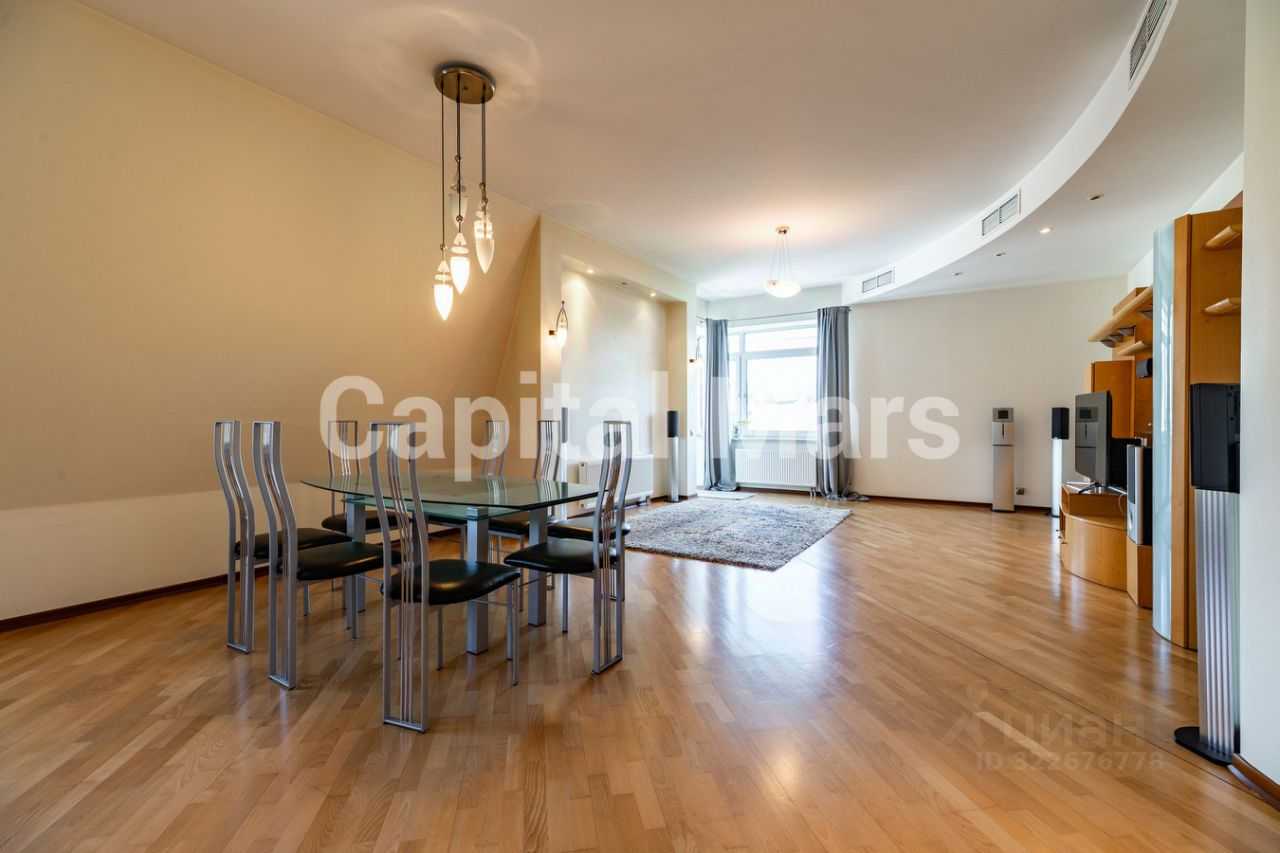 4-комнатная квартира, 154 м² — фотография 2