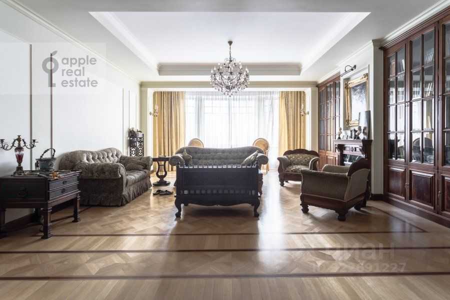 4-комнатная квартира, 241 м²