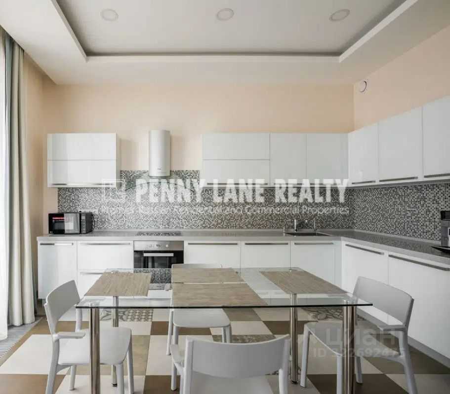 4-комнатная квартира, 170 м² — фотография 3
