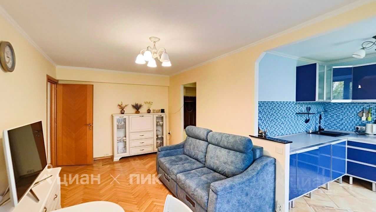 2-комнатная квартира, 42 м² — фотография 2