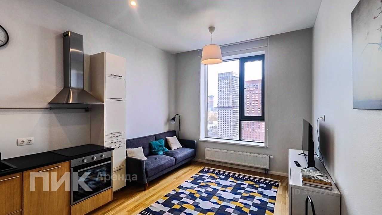 1-комнатная квартира, 50,4 м² — фотография 3