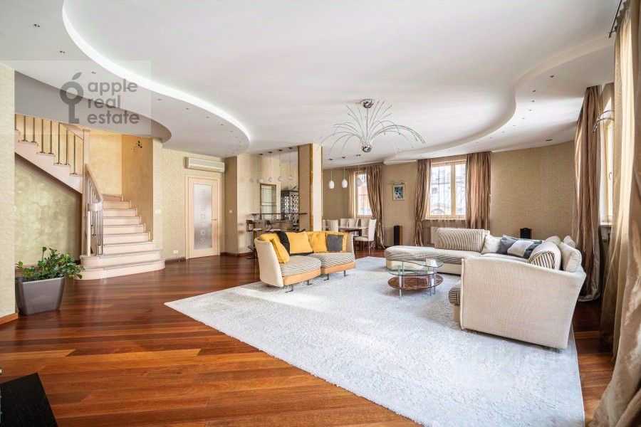 4-комнатная квартира, 220 м²