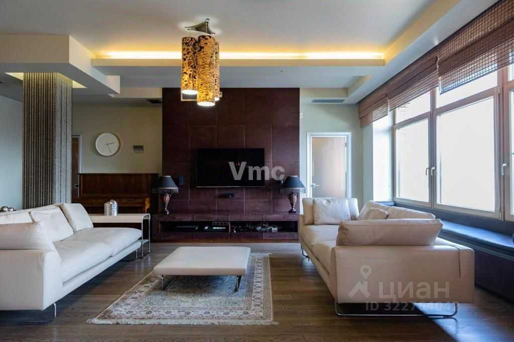 4-комнатная квартира, 180 м² — фотография 3