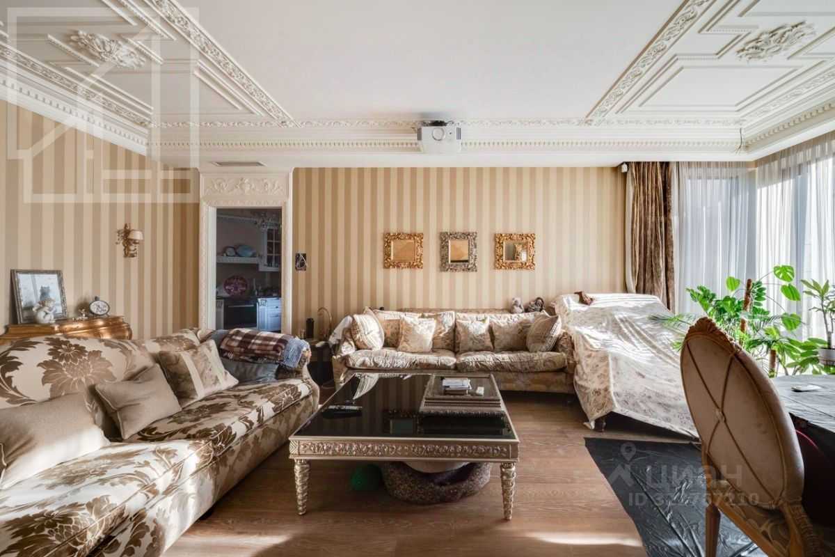 4-комнатная квартира, 200 м²