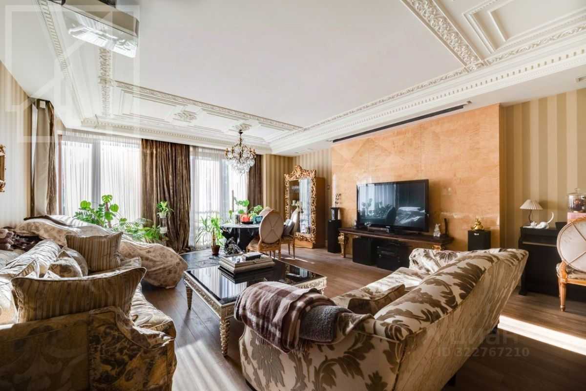 4-комнатная квартира, 200 м² — фотография 2