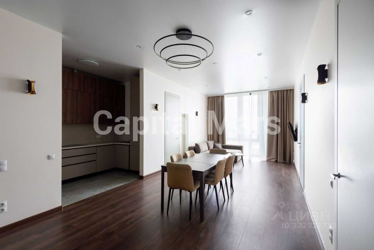 4-комнатная квартира, 140 м² — фотография 3