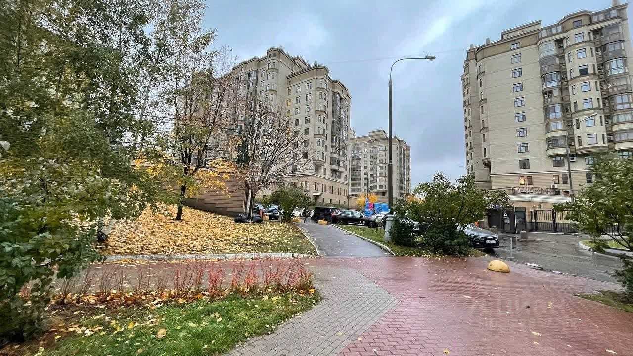 4-комнатная квартира, 138 м² — фотография 2