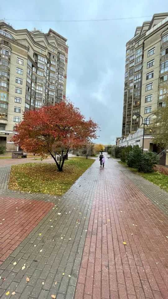 4-комнатная квартира, 138 м² — фотография 3