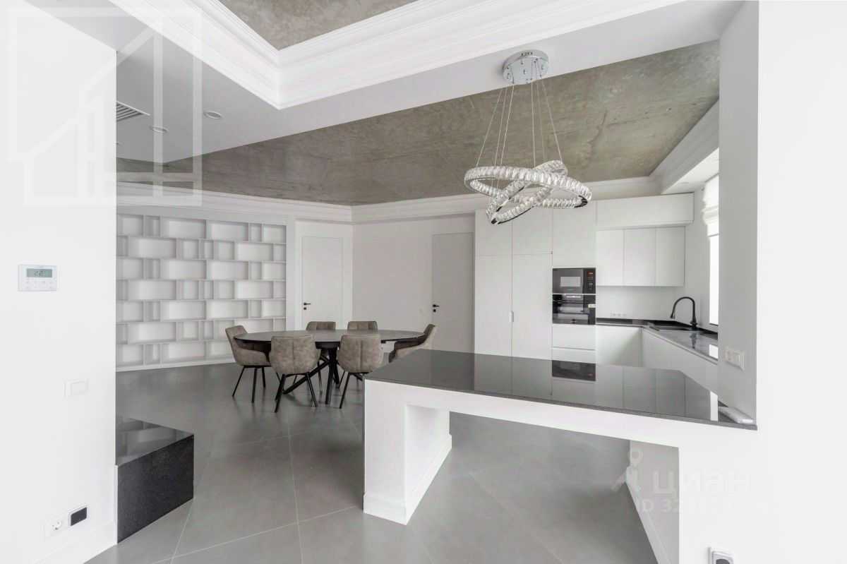5-комнатная квартира, 190 м²