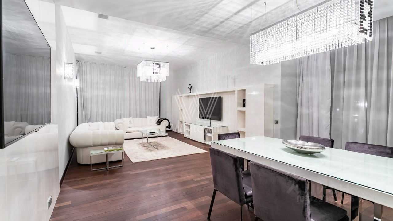 3-комнатная квартира, 160 м² — фотография 2
