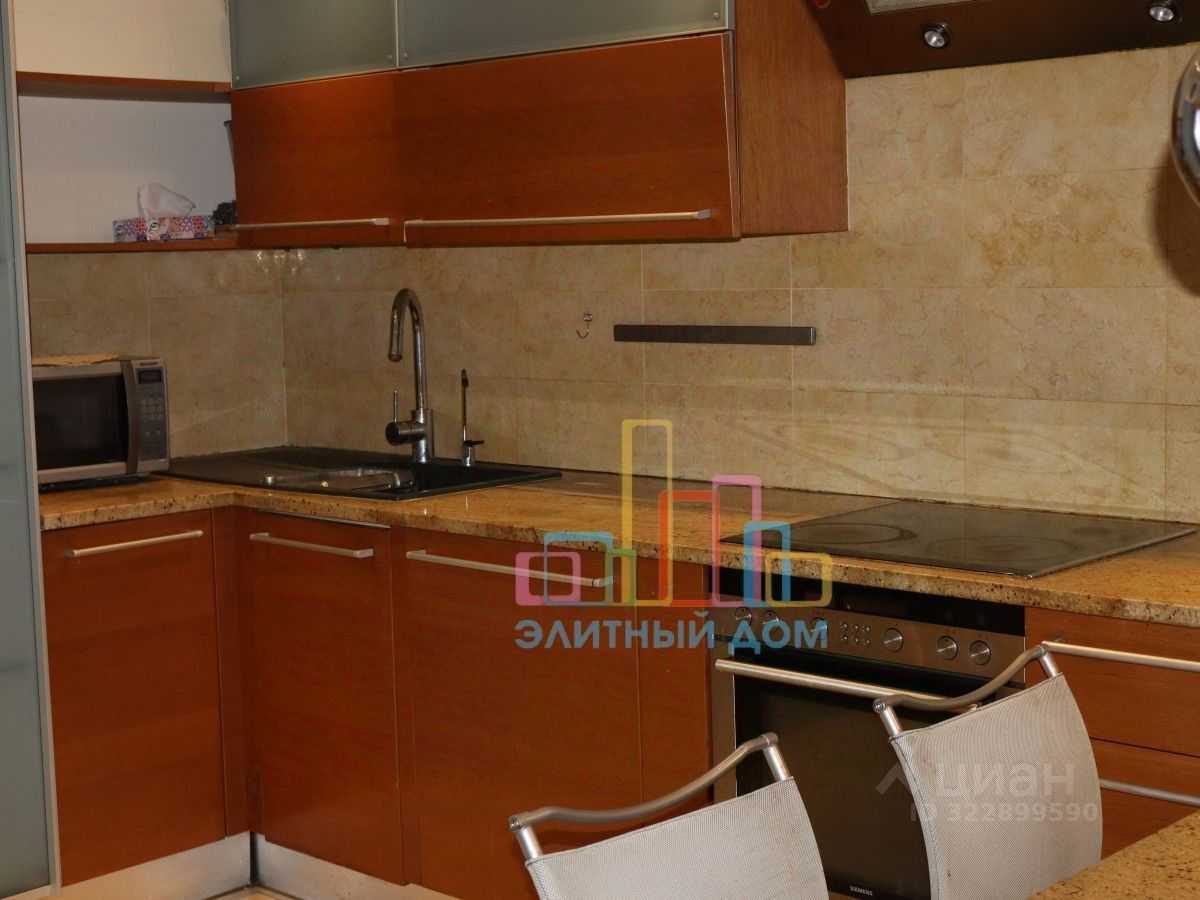 4-комнатная квартира, 140 м² — фотография 2