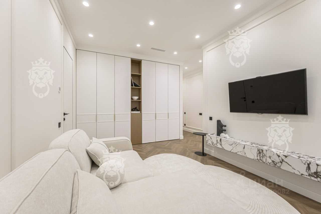 2-комнатная квартира, 55 м² — фотография 3
