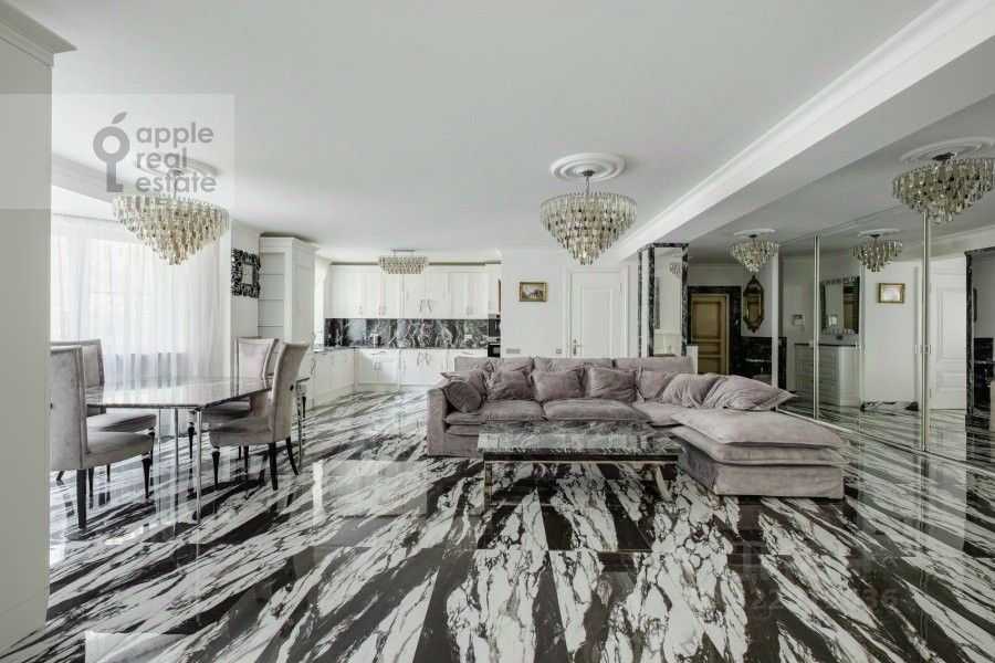 2-комнатная квартира, 135 м²