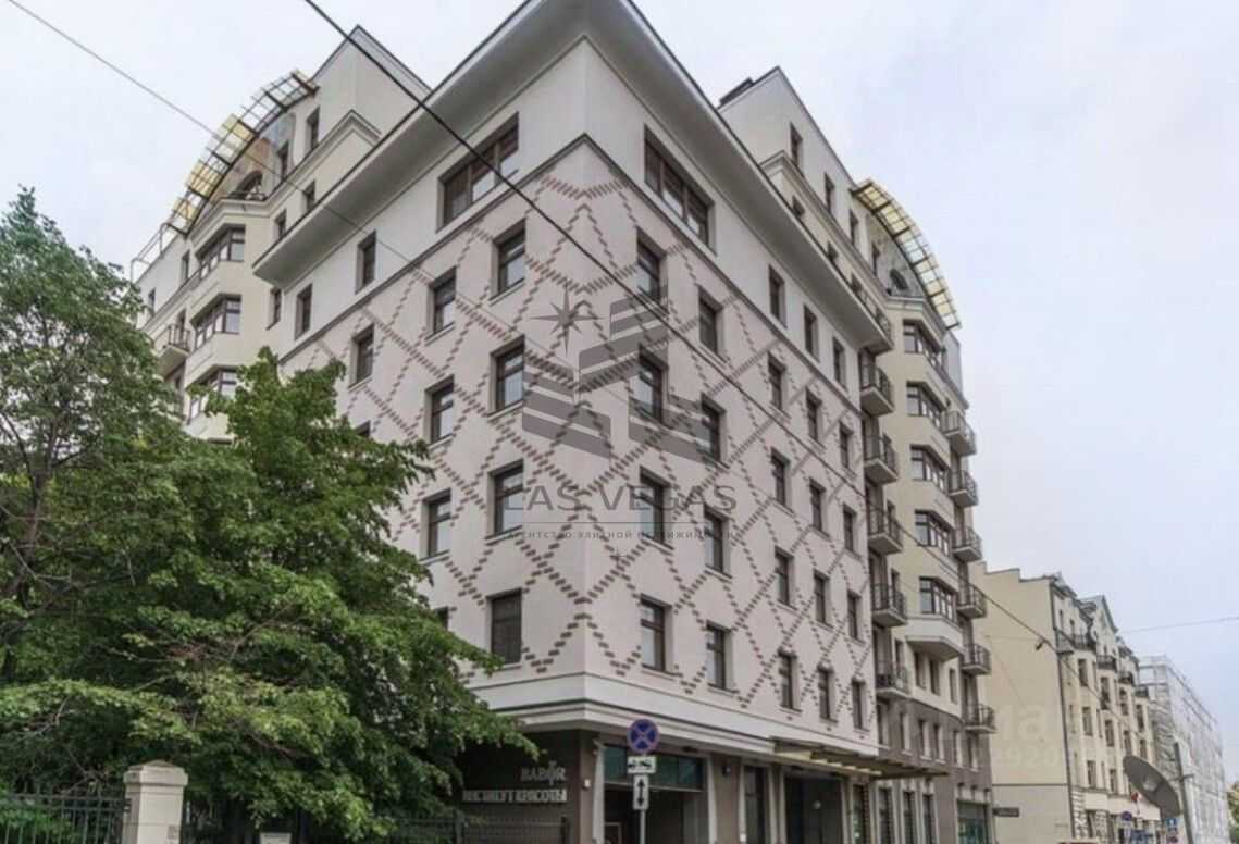 5-комнатная квартира, 240 м² — фотография 2