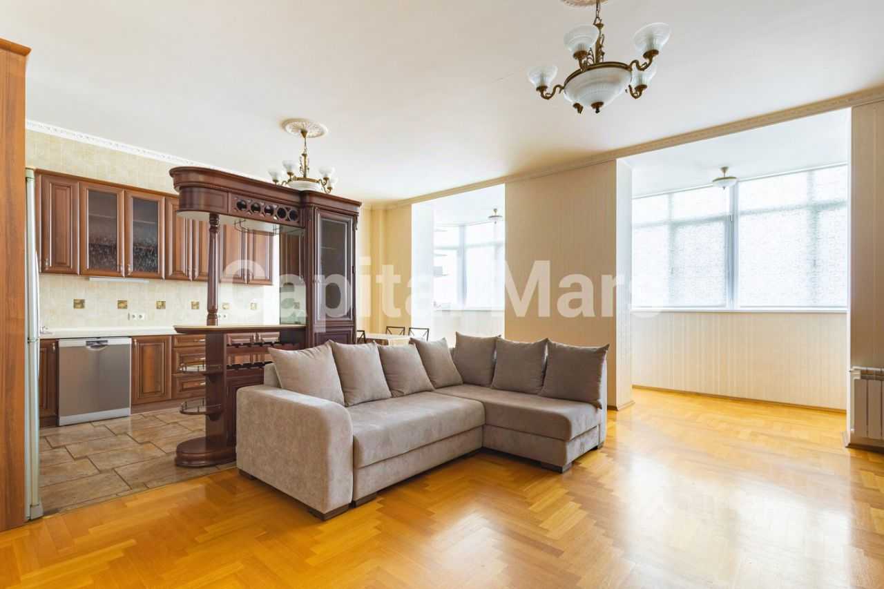 4-комнатная квартира, 136 м²