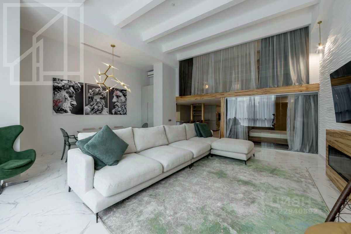 3-комнатная квартира, 208 м²