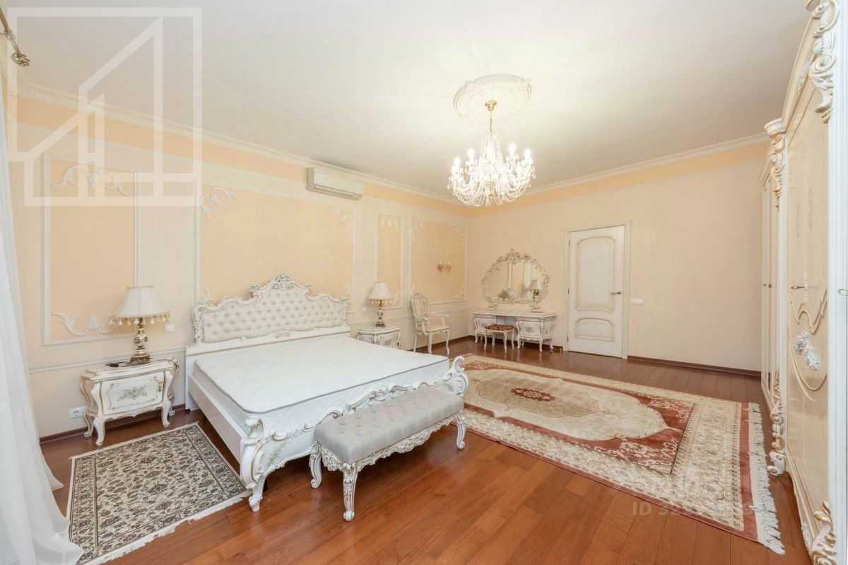 3-комнатная квартира, 164 м²